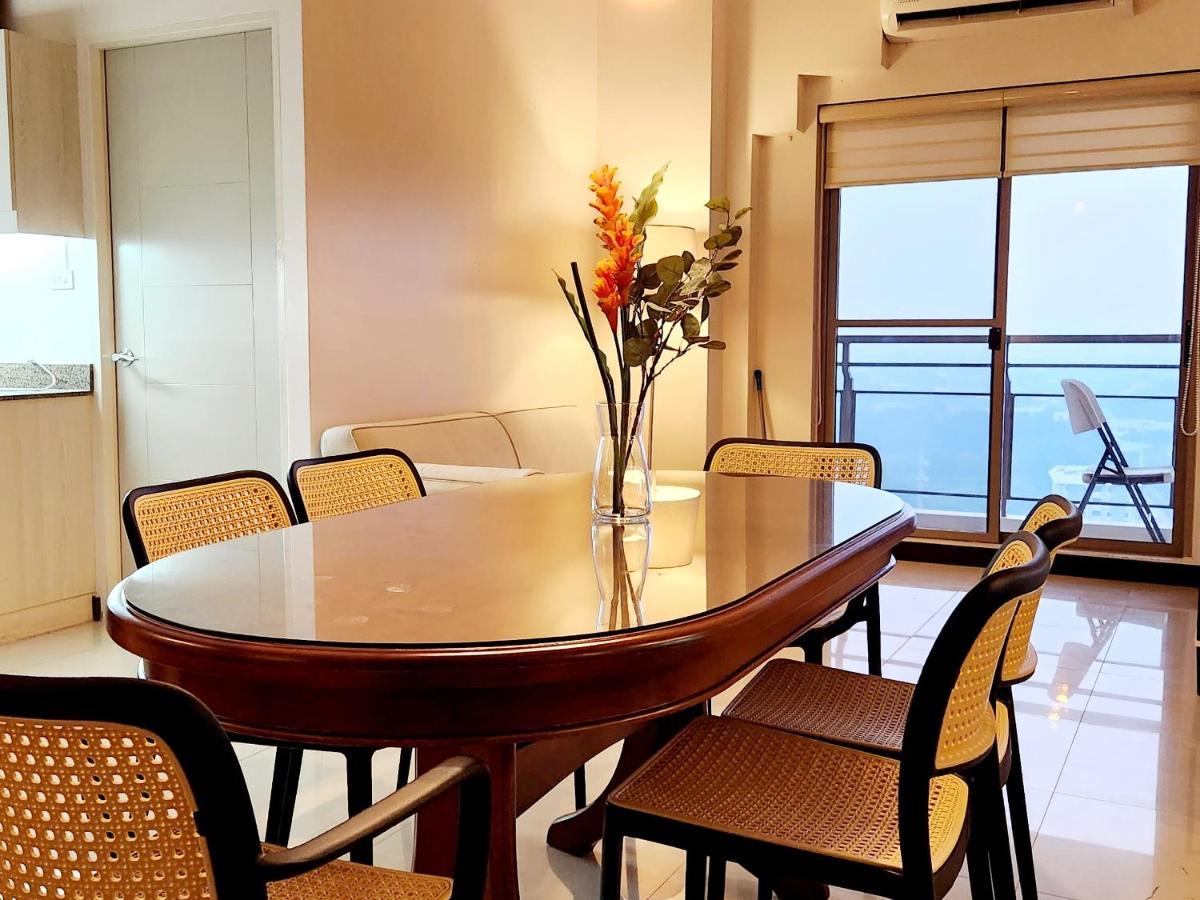 Casa Antonio At Fairway Terraces Family Penthouse 2Br Wi-Fi Nr Golf, Airport, Fort Bgc Manila Exterior photo