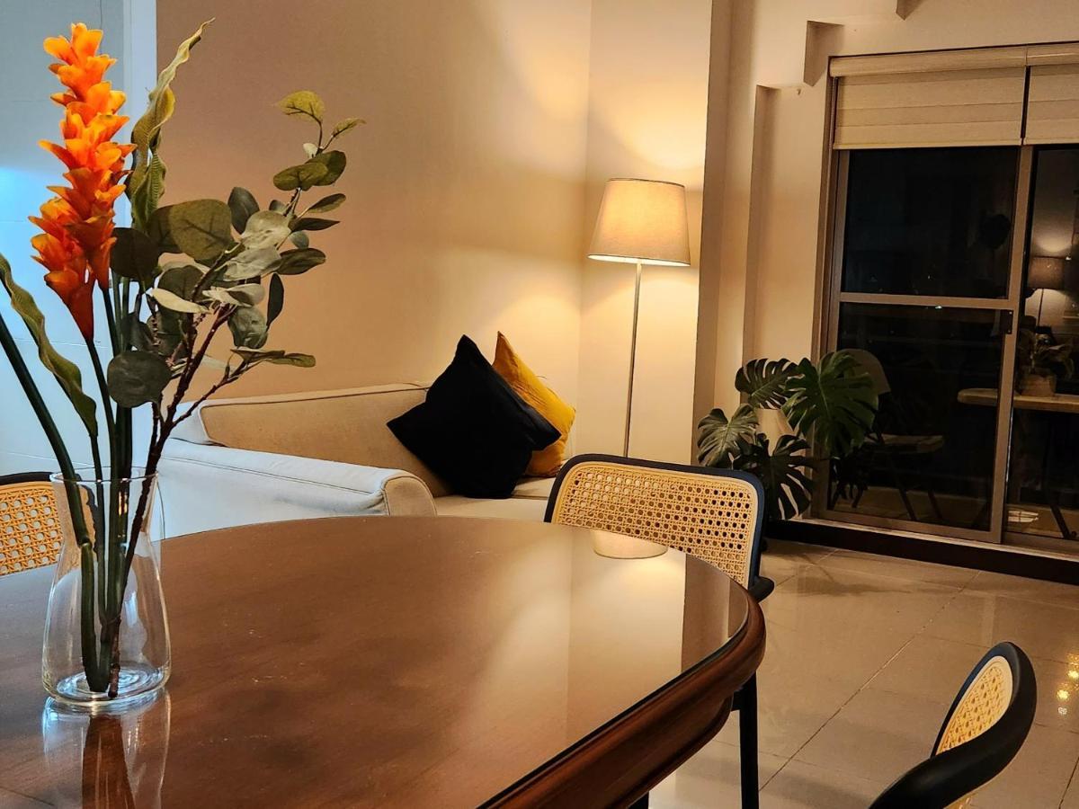 Casa Antonio At Fairway Terraces Family Penthouse 2Br Wi-Fi Nr Golf, Airport, Fort Bgc Manila Exterior photo