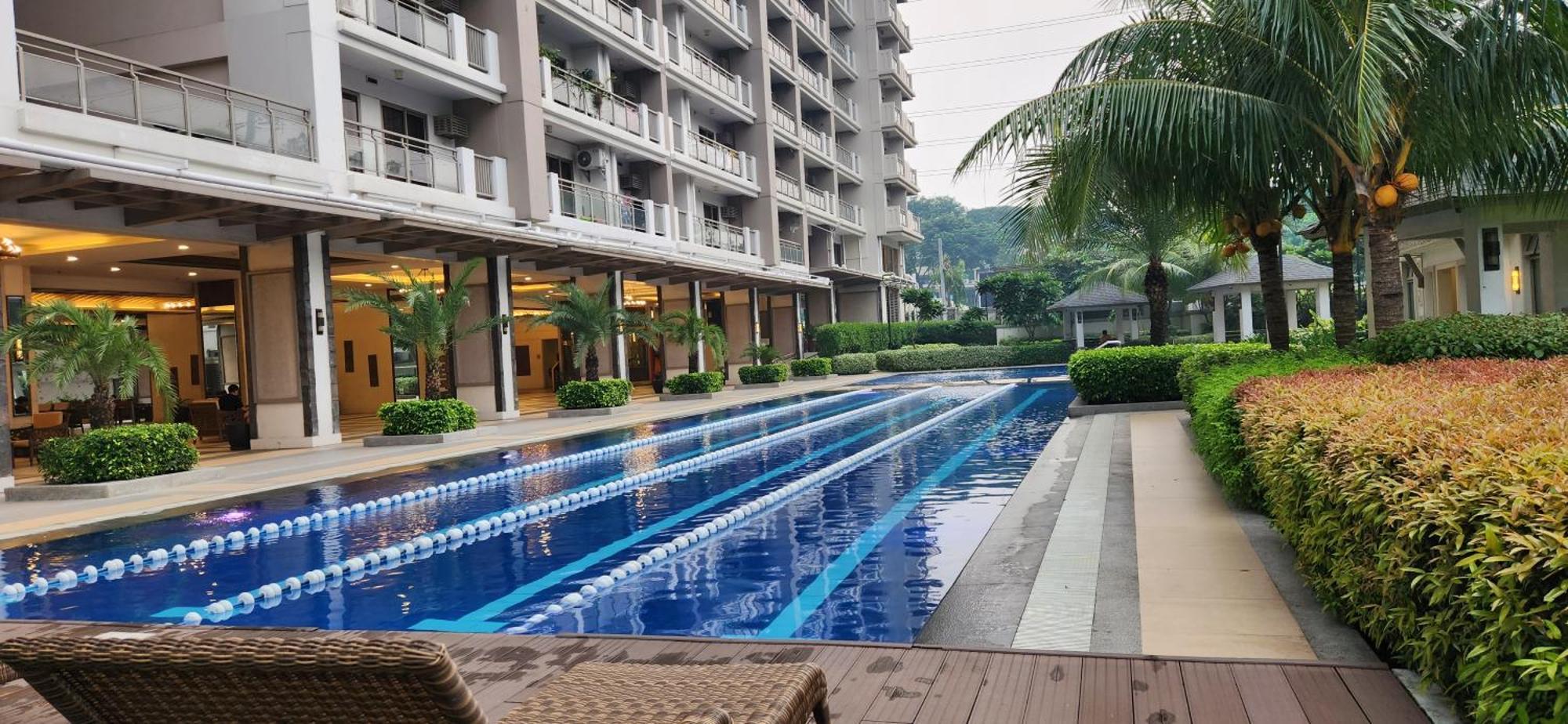 Casa Antonio At Fairway Terraces Family Penthouse 2Br Wi-Fi Nr Golf, Airport, Fort Bgc Manila Exterior photo